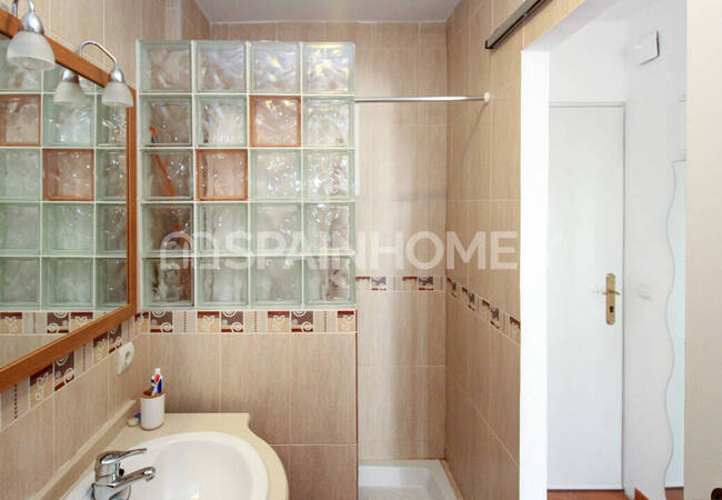 Recently Renovated Studio Apartment in Benalmádena 18