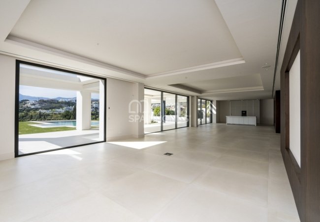 Deluxe Villa Within a Prestigious Urbanization in Benahavis 19