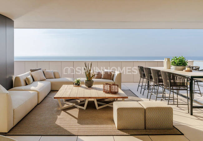 Málaga'da Deniz Manzaralı Modern Tasarımlı Daireler 16