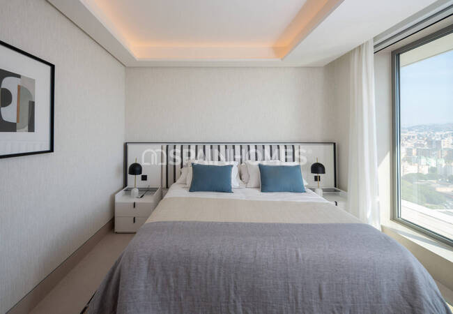 Málaga'da Deniz Manzaralı Modern Tasarımlı Daireler 27