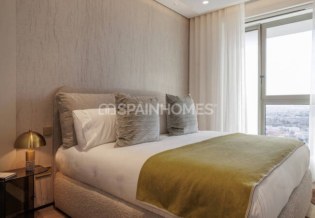 High Ceiling Apartments with Spacious Terraces in Malaga City 20