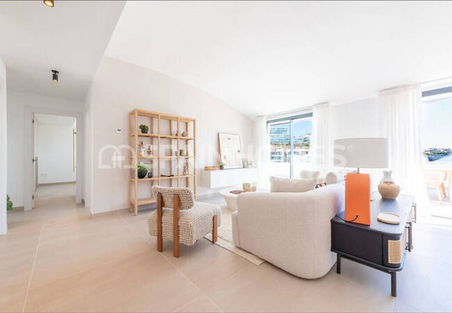 Apartments with Spacious Terraces and Sea View in Fuengirola 18