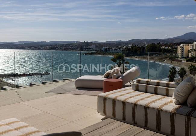 Unique Beachfront Project in Estepona with Luxury Apartment 21