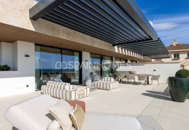 Unique Beachfront Project in Estepona with Luxury Apartment 22