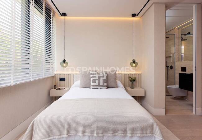 Unique Beachfront Project in Estepona with Luxury Apartment 34