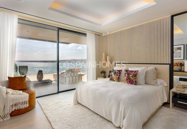 Unique Beachfront Project in Estepona with Luxury Apartment 29