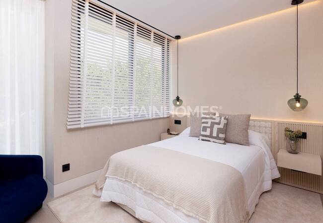 Unique Beachfront Project in Estepona with Luxury Apartment 33