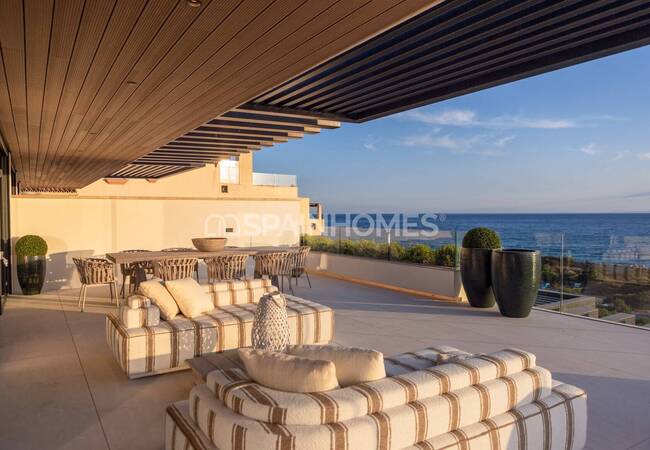Unique Beachfront Project in Estepona with Luxury Apartment 23