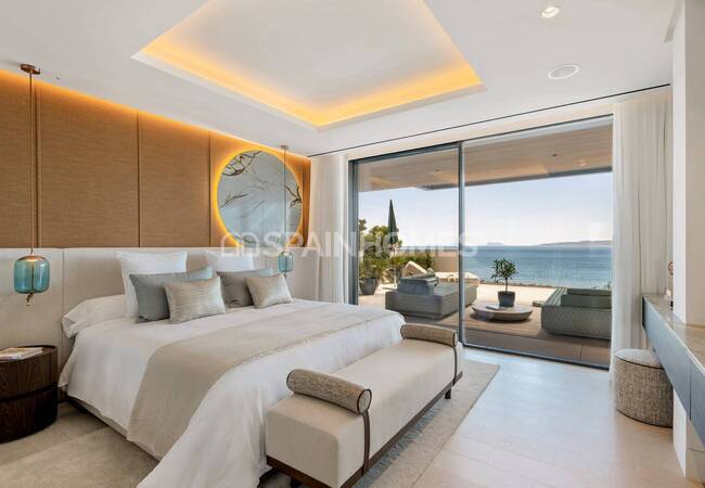 Unique Beachfront Project in Estepona with Luxury Apartment 17