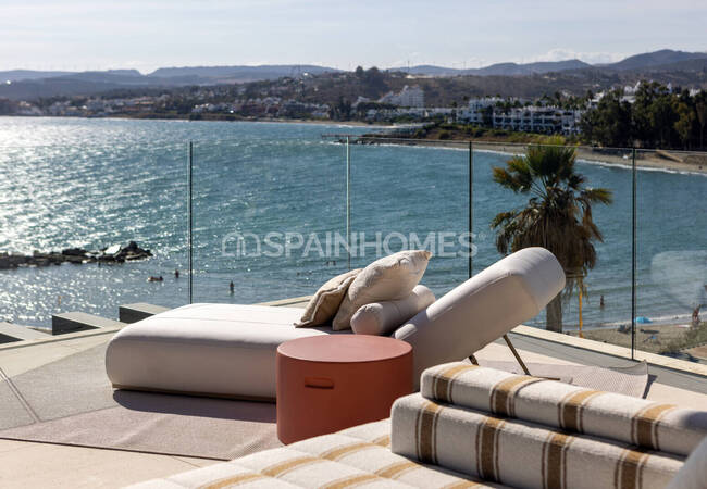Proyecto único En Primera Línea De Playa En Estepona 13