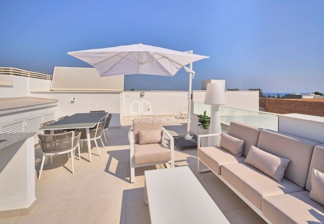 Modern Townhouses Close to Amenities in Estepona 21