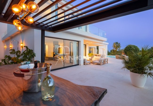 Well-located High-end House in Marbella's Prime Location 16