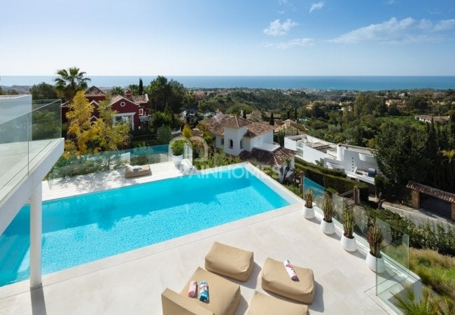 Well-located High-end House in Marbella's Prime Location 14