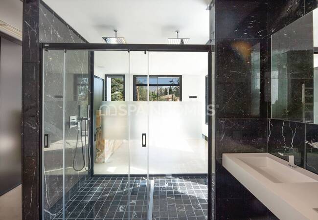 Престижные Виллы на Берегу Моря в Марбелье 21