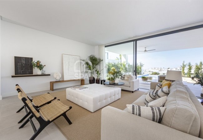 Marbella’da Avantajlı Konumda Taşınmaya Hazır Golf Villaları 29