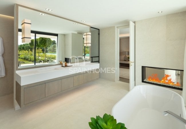 Marbella'da Golf Sahası Önünde Prestijli Villa 20