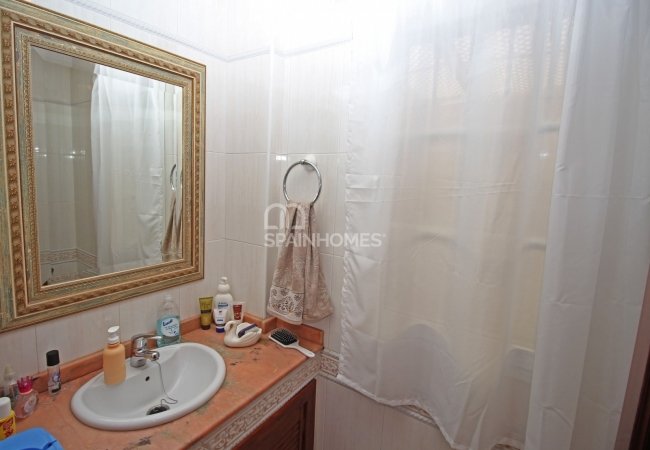 Great Detached House in a Sought After Area of Benalmadena 16