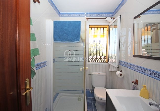Great Detached House in a Sought After Area of Benalmadena 34