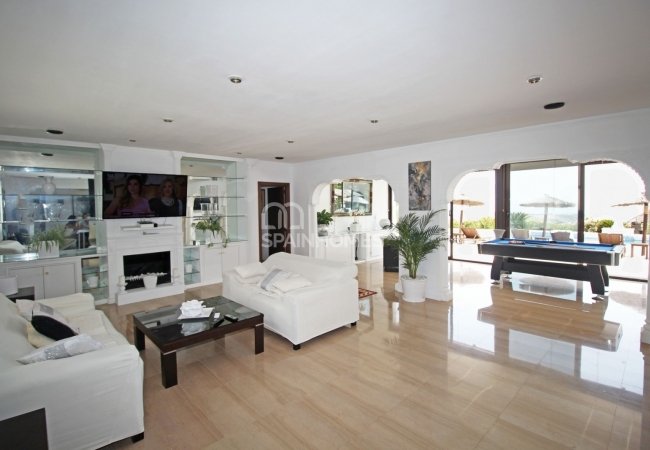 Well-located House at the Foot of the Mountains in Estepona 31