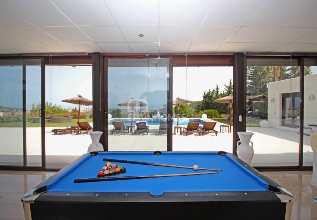 Well-located House at the Foot of the Mountains in Estepona 27