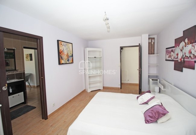 Well-located House at the Foot of the Mountains in Estepona 48