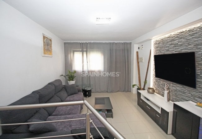 Modernized Duplex Apartment in a Popular Area of Mijas 11