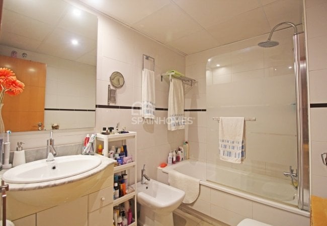 Well-kept Apartment in Strategic Location in Benalmadena 14