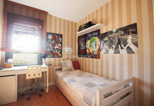 Strategically Located Ground Floor Apartment in Benalmadena 24