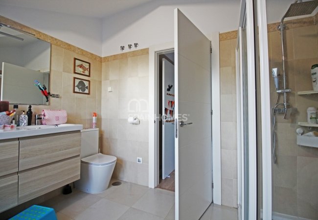 Spacious Penthouse in a Demanded Area of Benalmadena 37