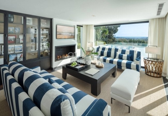 Stunning Detached Villa in a Golf Resorts Area in Marbella 47