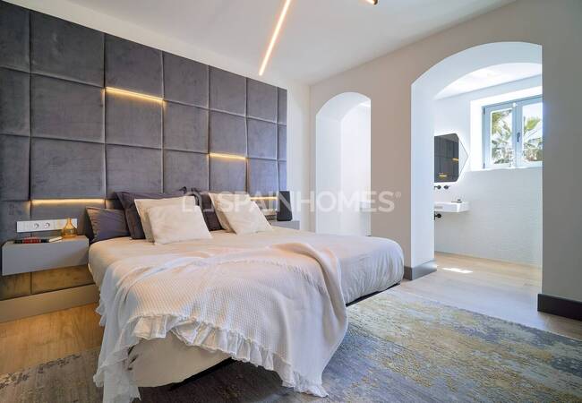 Maison En Duplex Dans Une Villa Du 20ème Siècle À Malaga 16