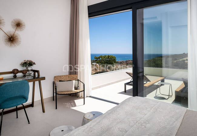 Ready to Move Contemporary Houses for Sale in Casares 18