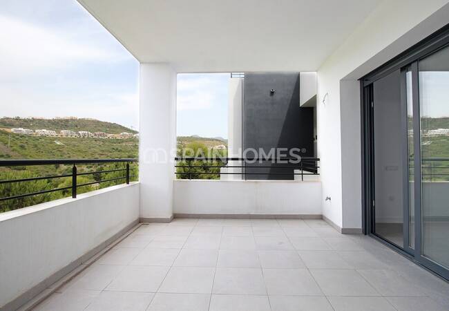 Casares'te Muhteşem Manzaralı Golf Sahası Yanında Daire 12