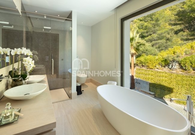 Exclusieve Villa Met Tijdloos Design Dichtbij Het Marbella Centrum 22