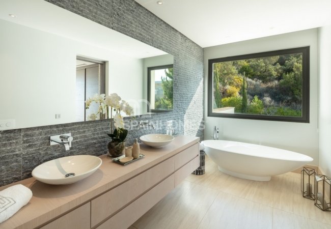 Exclusieve Villa Met Tijdloos Design Dichtbij Het Marbella Centrum 25