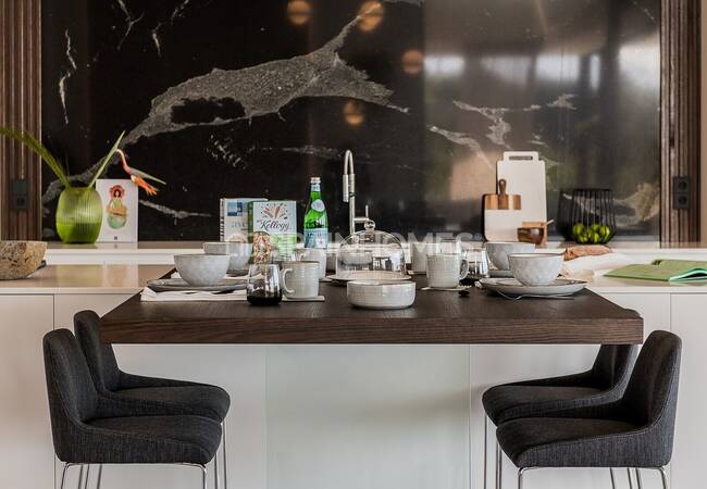 Ultra Luxe New Build Villa with Open Views in Benahavis 61