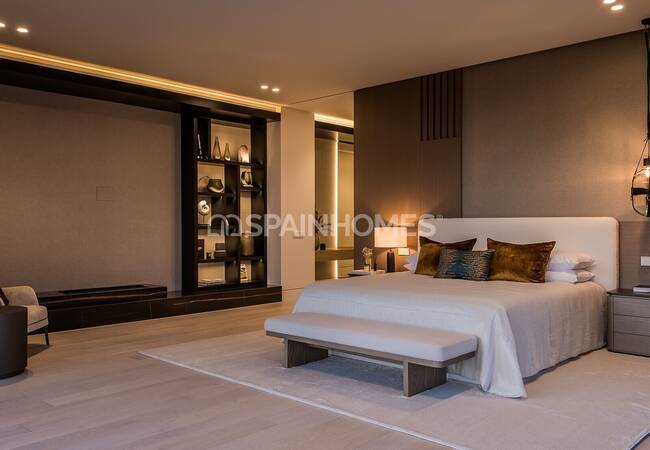 Ultra Luxe New Build Villa with Open Views in Benahavis 69