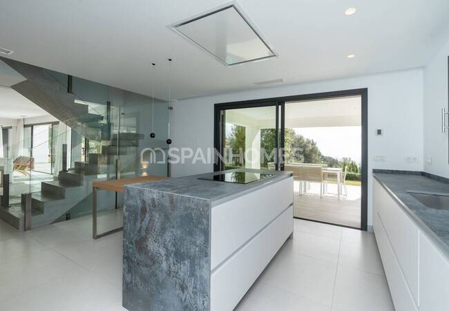 Новая Просторная Вилла в Бенальмадене, Коста-дель-Соль 23