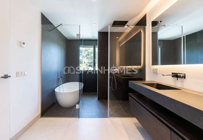 Новая Просторная Вилла в Бенальмадене, Коста-дель-Соль 28