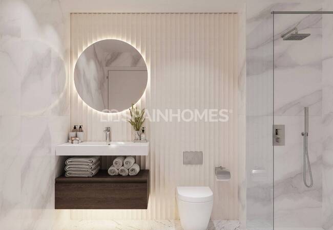 Benalmadena Costa'da Sahile ve Rıhtıma Yakın Sıfır Daireler 5