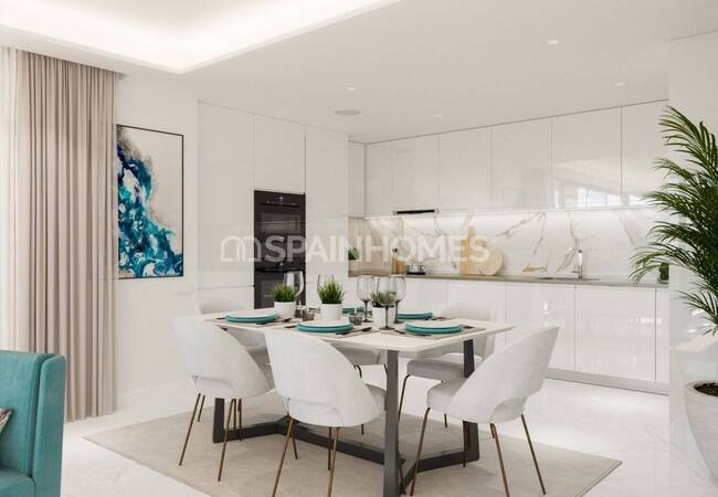 Benalmadena Costa'da Sahile ve Rıhtıma Yakın Sıfır Daireler 6