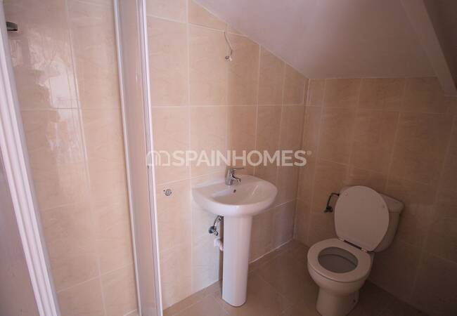 Well-located Townhouse with Large Terraces in Benalmadena 21