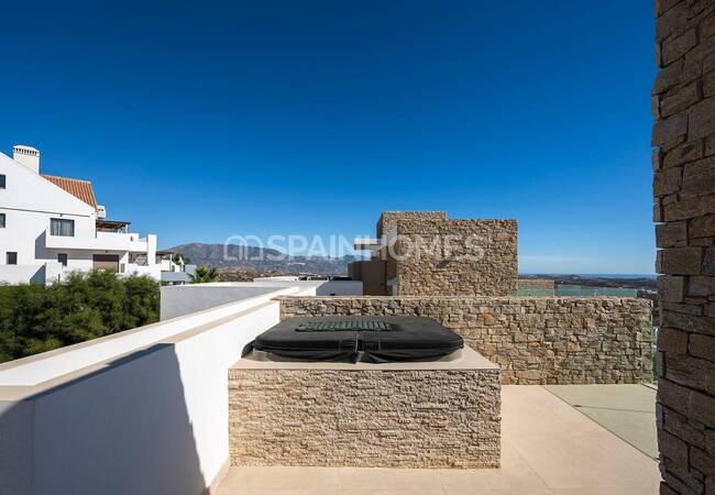 Mijas Costa'da Zamansız Tasarıma Sahip Lüks Daireler 23