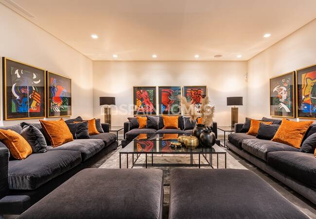 Energy Efficient Furnished Villa by the Beach in Marbella 28