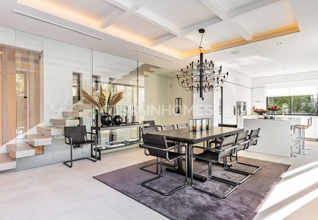 Energy Efficient Furnished Villa by the Beach in Marbella 16