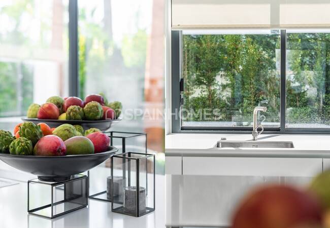 Energy Efficient Furnished Villa by the Beach in Marbella 18