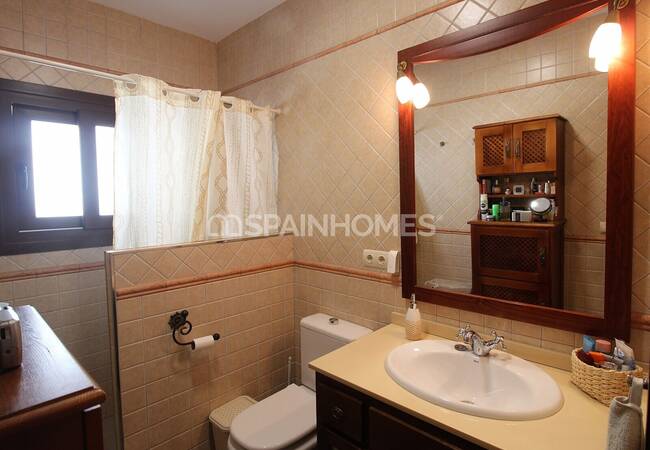 Well-located Home with Garden and Nature View in Benalmádena 19