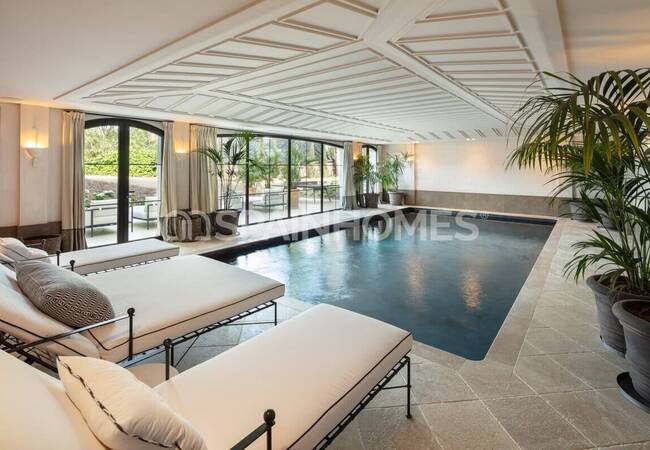 Marbella Golden Mile’da Panoramik Manzaralı Lüks Konak 19