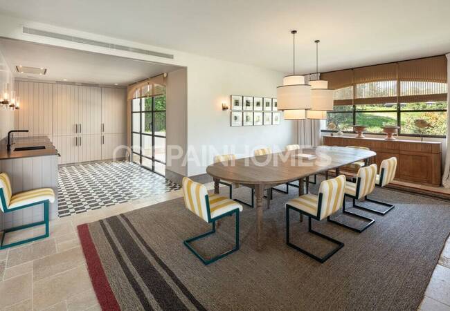 Marbella Golden Mile’da Panoramik Manzaralı Lüks Konak 25