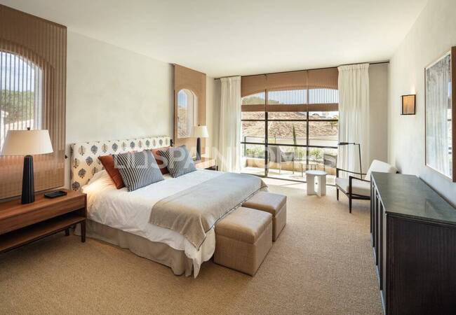 Marbella Golden Mile’da Panoramik Manzaralı Lüks Konak 32